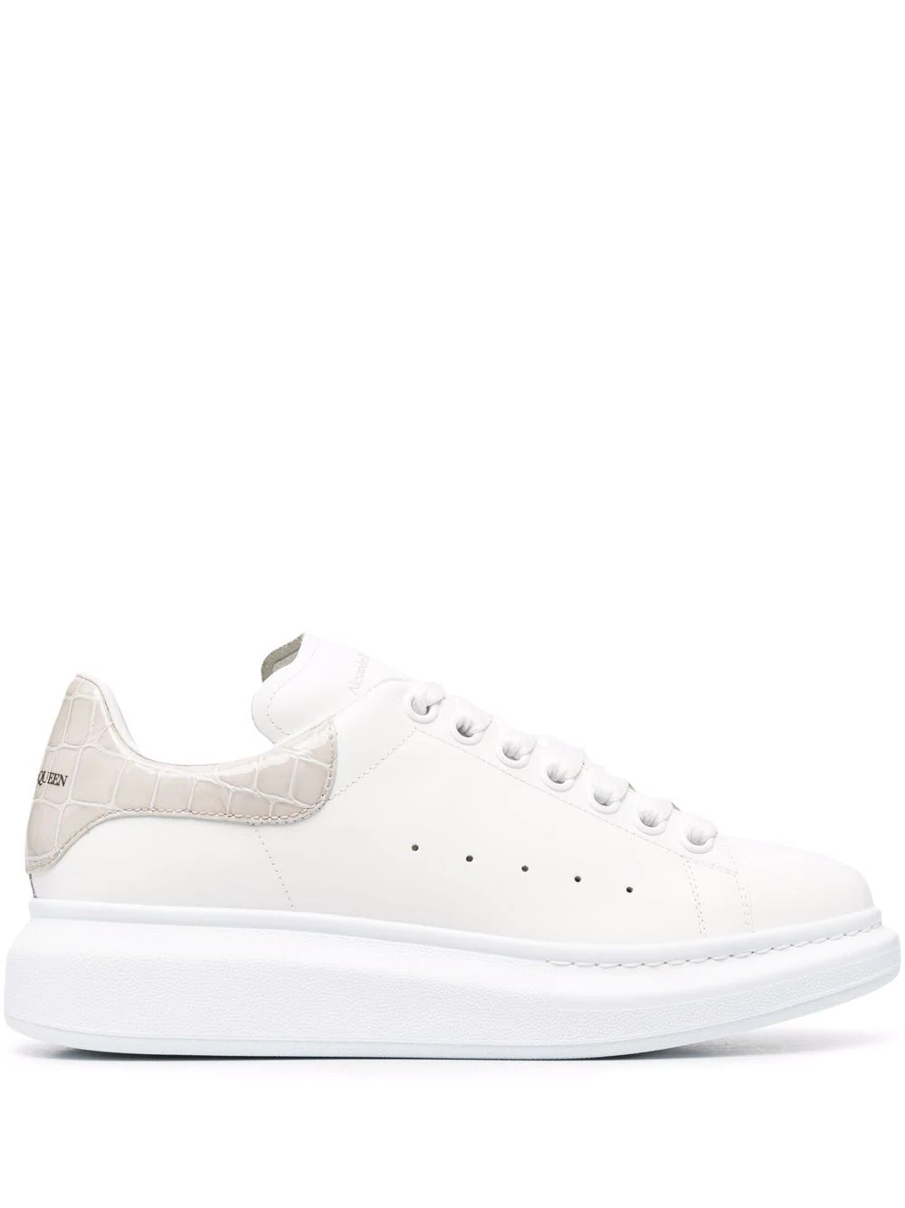 Weißer Low-Top Sneaker mit Kroko-Heel in Grau